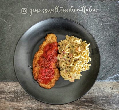 "Kalbsschnitzel - Nudelsalat"