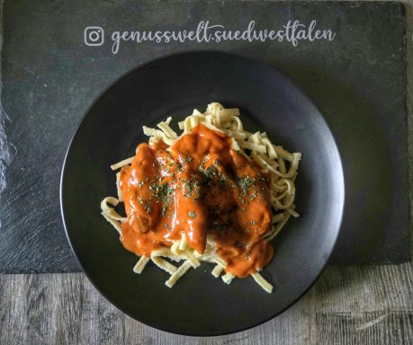 "Chili Hähnchen auf Spätzle "